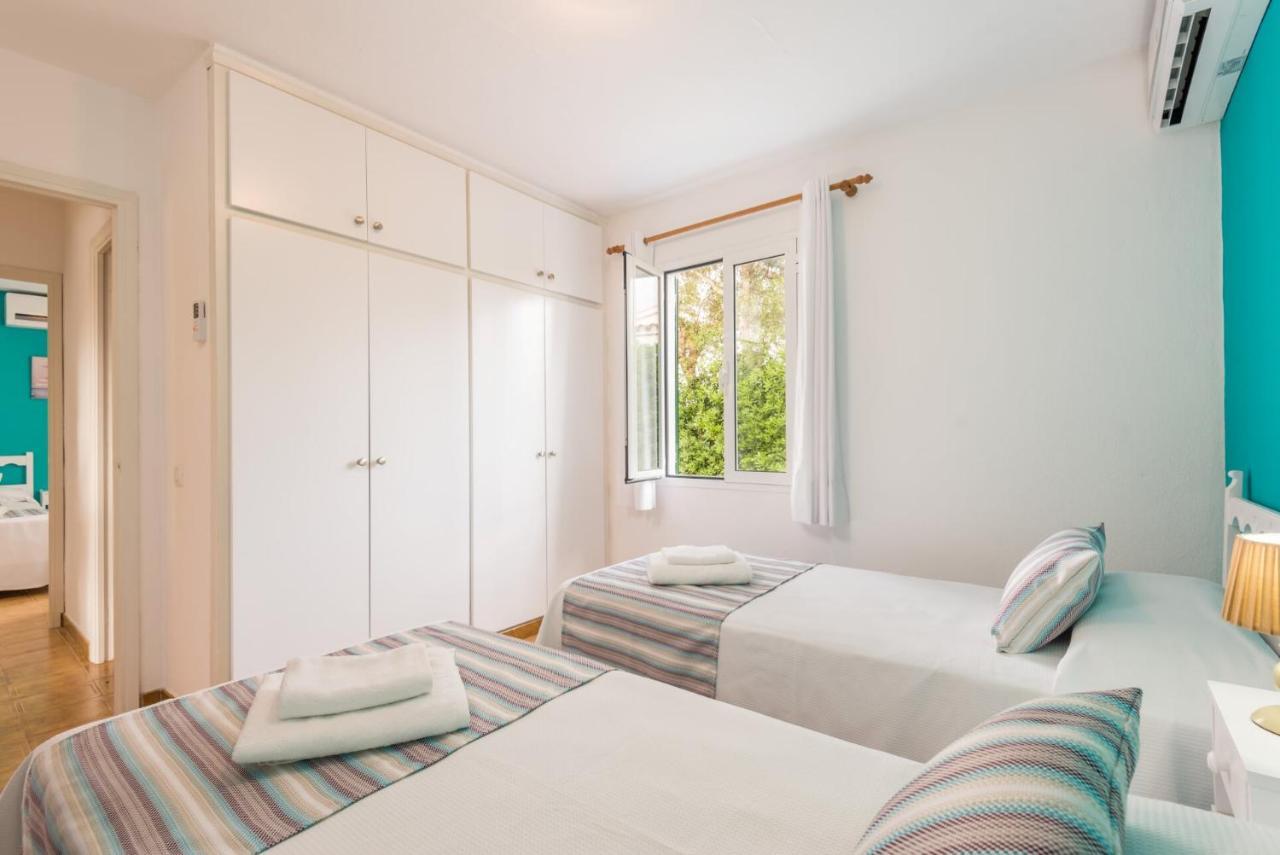 Villas Isi & Ana Mestral Cala'N Blanes  Eksteriør bilde